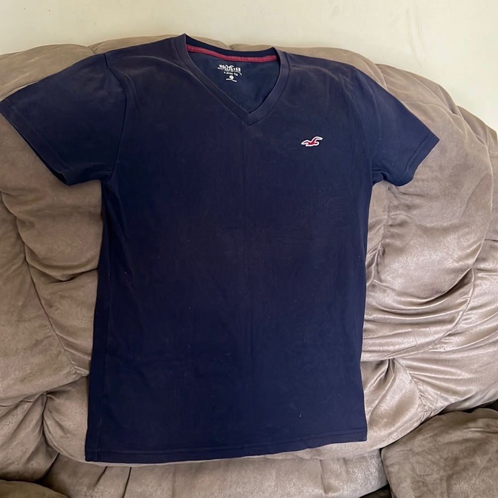Hollister V-Neck Tee